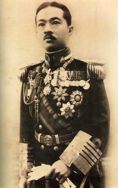 จอมพลเรือ จอมพล สมเด็จพระเจ้าบรมวงศ์เธอ เจ้าฟ้าบริพัตรสุขุมพันธุ์ กรมพระนครสวรรค์วรพินิต